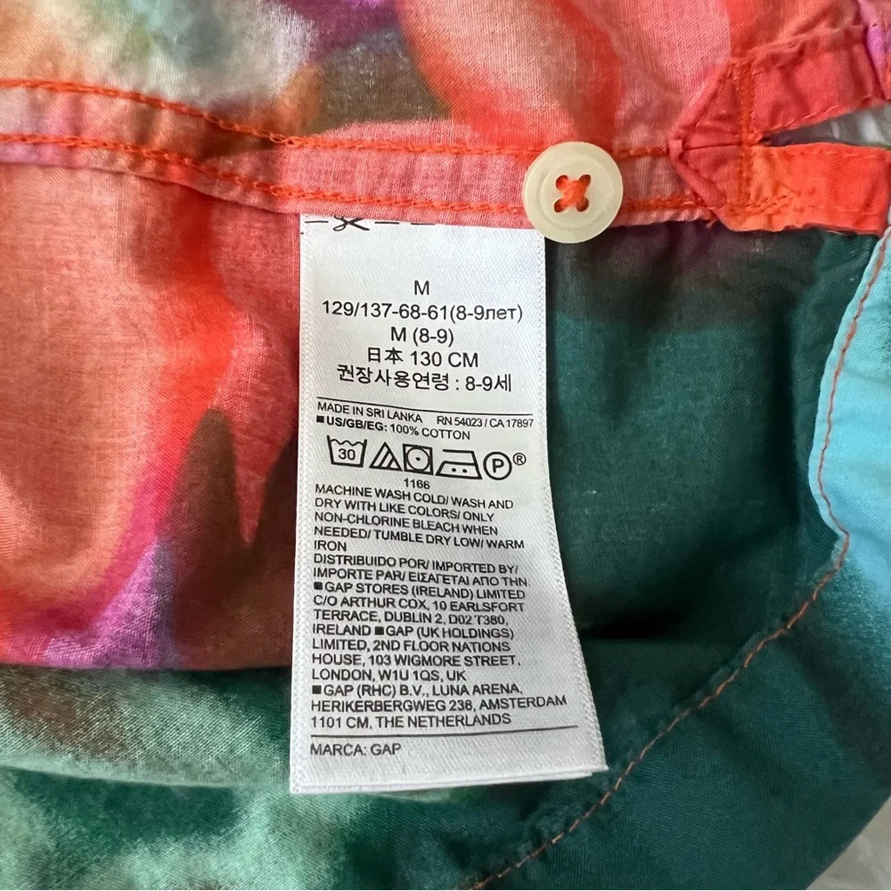 GAP Red and Green Button Down Shirt Vibrant Tropical Design - Picture 4 of 5